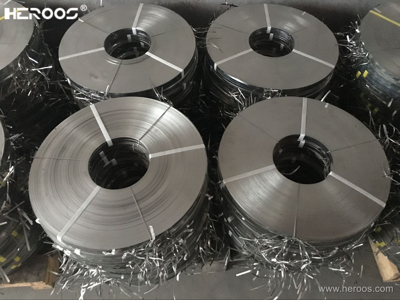 V-SHAPED_STAINLESS_STEEL_STRIP.jpg